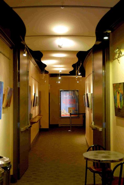 On the Grid : Cinema Beaubien