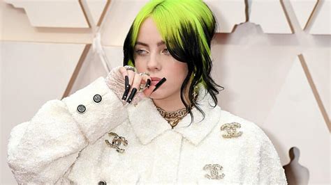 It S Official Billie Eilish Has Gone Platinum Blonde IHeart