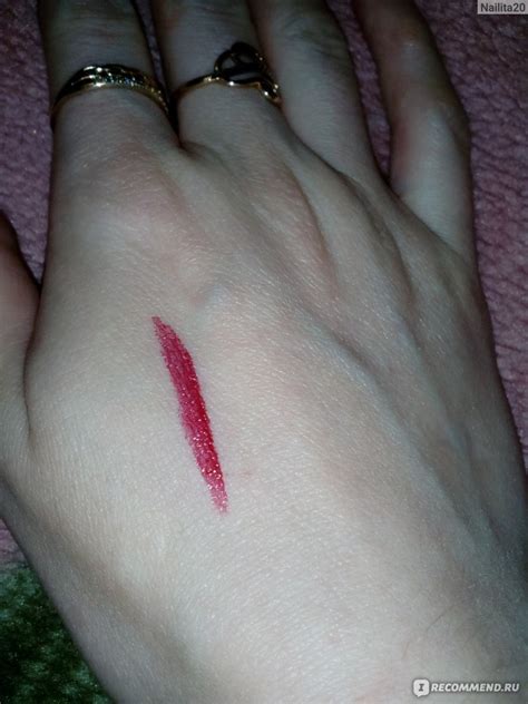 Губная помада Oriflame COLOURBOX Kiss me - «Помада kiss me» | отзывы