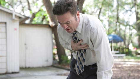 Chest Pain When You Should Worry Lifed