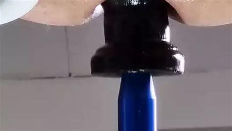 Biken Mit Dildo Im Wald Berqueren Der Autobahn Xhamster