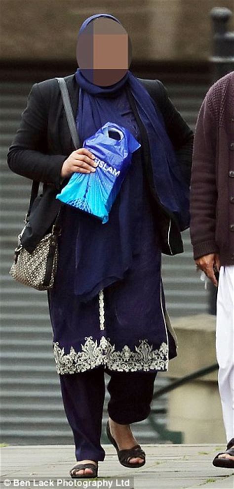 Blackpool Mum And Her Friend Jailed For Sellotpaing Year Old Son Naked In A Cupboard Daily