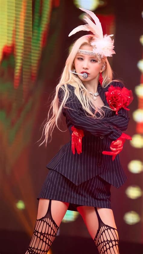 Soyeon Nude Era Kpop Girls Dramatic Clothes Stage Outfits