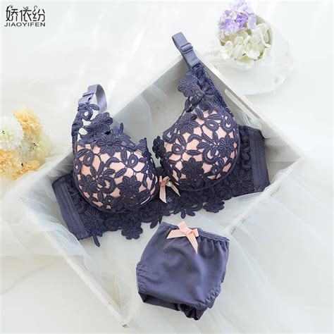 Jyf Brand Hot Sale Sexy Lace Women Underwear Set And B Cup Bra Panty