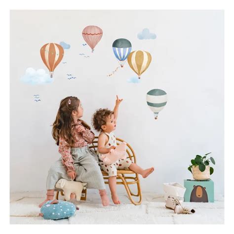 Mimi Lou Watercolour Hot Air Balloon Sticker Smallable