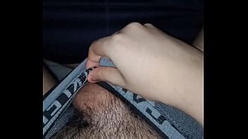 Agarrándome el bulto XVIDEOS