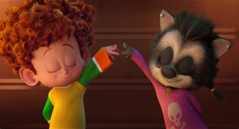 Hotel Transylvania Head On Door Dracula And Ericka In Hotel Transylvania 3