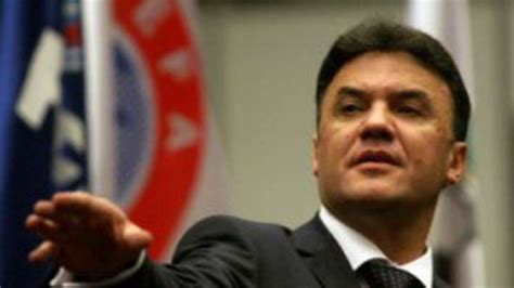 Михайлов: Благодаря на Бербатов за всичко, което е дал на България