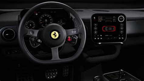 zet je model  maar aan de kant hier  de ferrari luce topgear