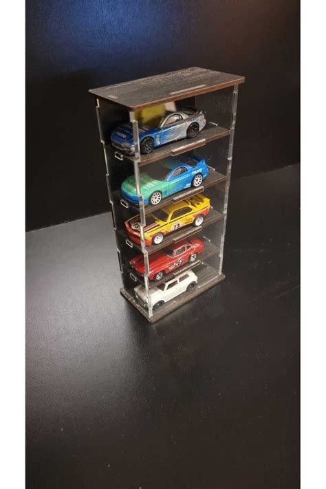 HOT WHEELS 5 Araçlık Pleksi Araba Rafı Fiyatı Yorumları