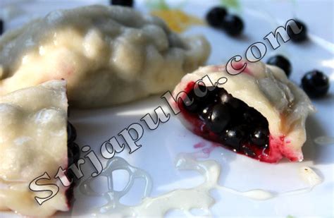Вареники с черникой