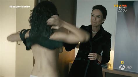 Naked Diana Palaz N In Sin Identidad
