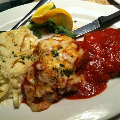 Villa Restaurant & Pizzeria - 21311 Gratiot Ave