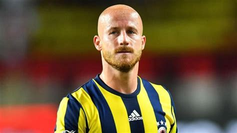 Son Dakika Fenerbah E Nin Eski Y Ld Z Miroslav Stoch Koronavir Se