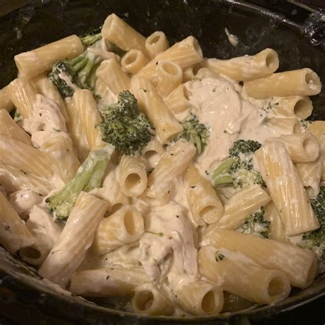 Slow Cooked Chicken Broccoli Alfredo Rslowcooking