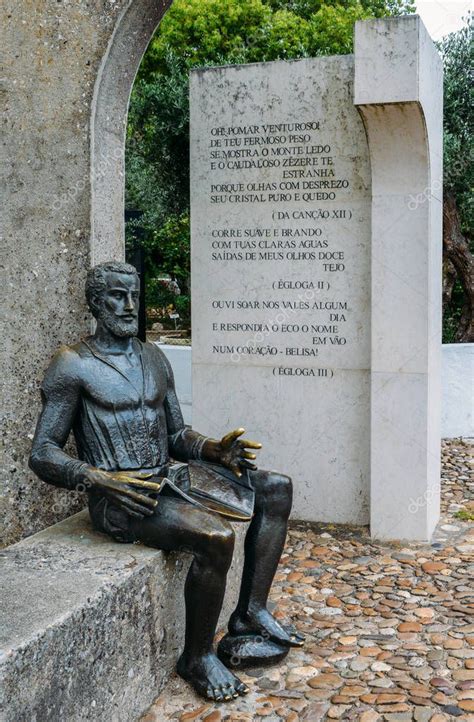 Monumento A Luis Vaz De Camoes En Constancia Portugal 2023