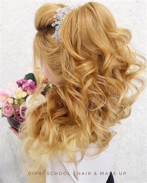 хвост из локонов, объемный хвост, каскадный хвост, восточный хвост ...