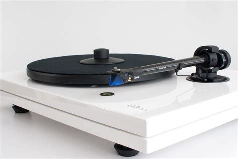 Music Hall Audio’s Turntables Now Available In Australia – channelnews