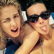 Katie Cassidy Wearing A Bikini At A Beach In Miami 04 25 15 LQ Phun Org Forum