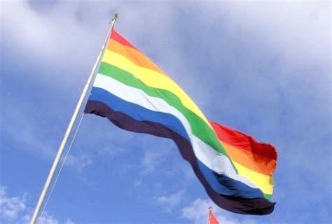 El Error Del Pastor Soto Bandera Que Us Como Alfombra No Es La Que Representa Al Orgullo Gay