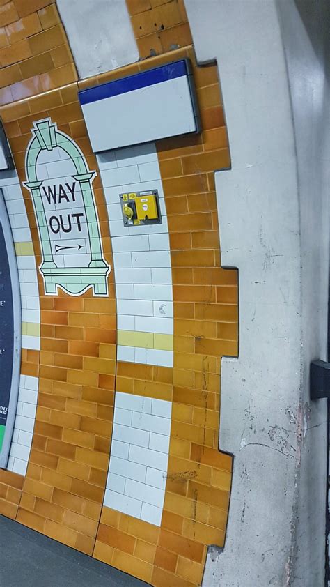 This hidden covent garden tube exit is surprising local commuters 5