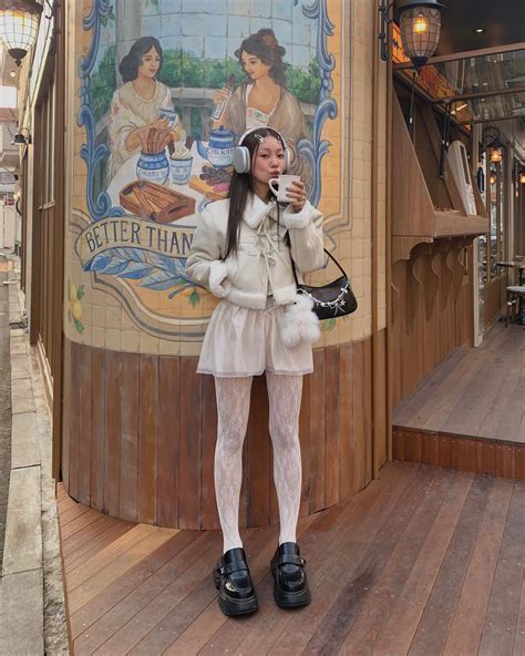 Ai Th Ch Di N V Y Ng N Ch T T Ren Tr Ng Ang Hot V C Ng Mix C Ng L Sang