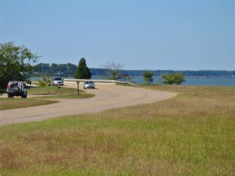 Colonial National Historical Parkway: A Lovely Virginia Scenic Drive