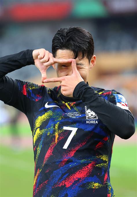 Son Heung-min scores twice as South Korea outclass China in Fifa World