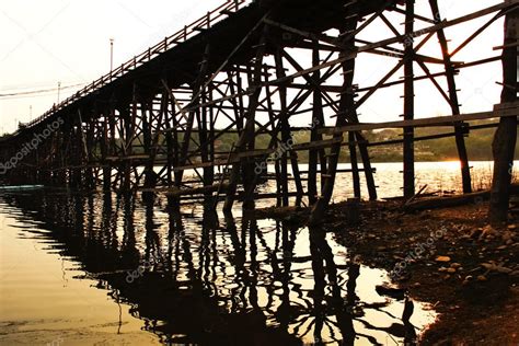 An Old Wooden Bridge That Long — Stock Photo © Mooboyba 9436443