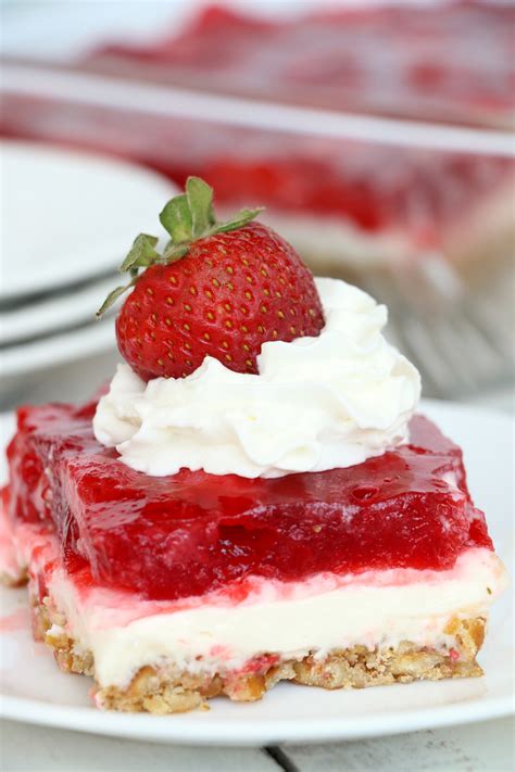 Strawberry Pretzel Dessert Bitz Giggles