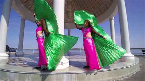 Восточный танец с КРЫЛЬЯМИ - YouTube