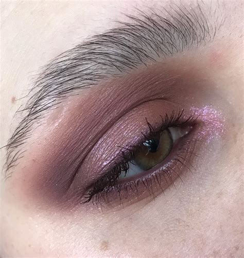 Naughty Nude Huda Beauty