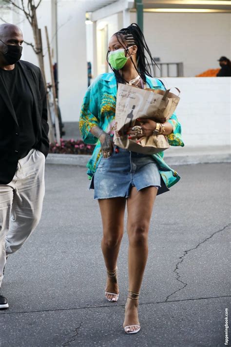 Rihanna Nude The Fappening Photo FappeningBook