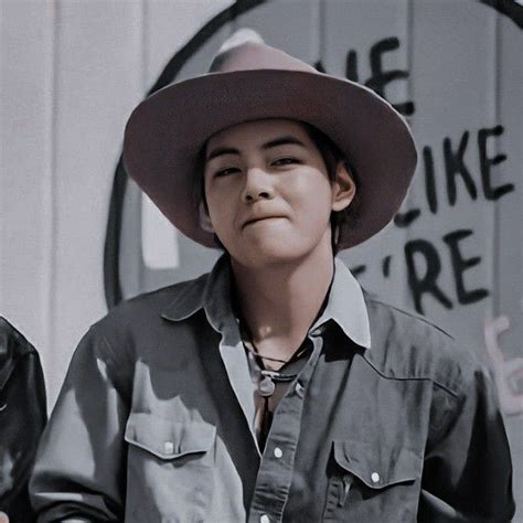𝗧𝗮𝗲𝗵𝘆𝘂𝗻𝗴 𝗮𝗲𝘀𝘁𝗵𝗲𝘁𝗶𝗰 𝗶𝗰𝗼𝗻𝘀 Taehyung Hoseok Seokjin