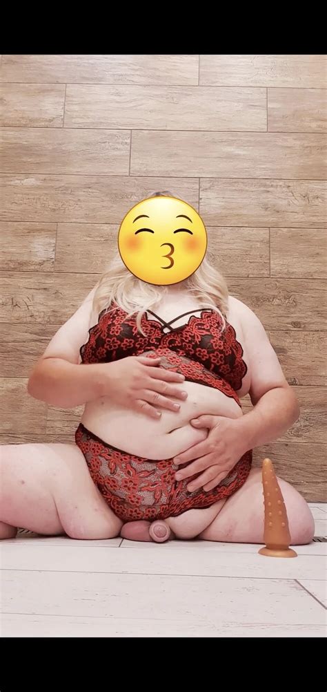 Amputee Laura In Red Lingerie Pics Xhamster