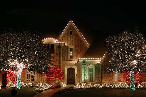 Photos Of Professional Christmas Decorators Near Me — Madison Art ...