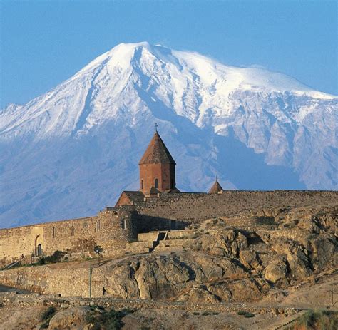 Ararat: Armeniens heiliger Berg ist für die Menschen unerreichbar - WELT