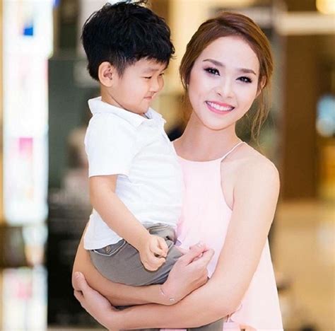 Cu C S Ng C A Nh Ng Hot Girl Nh M Khi L M M N Th N