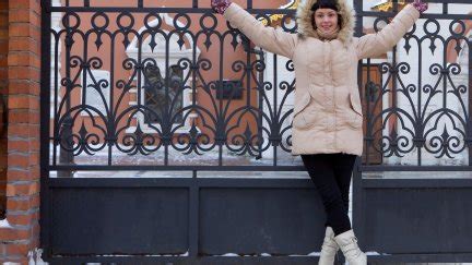 Mirelle A Model Women Brunette Coats Women Outdoors MetArt Winter X Wallpaper