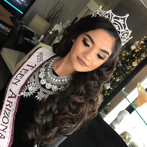 20 Absolutely Stunning Quinceanera Hairstyles With Crown Quinceanera