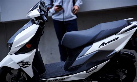 Spesifikasi Dan Harga Avenis 125 Suzuki Indonesia