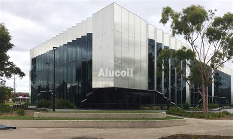 Alucoil Design - Victoria University Sunshine Hub