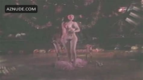 LAS CABARETERAS NUDE SCENES AZNude