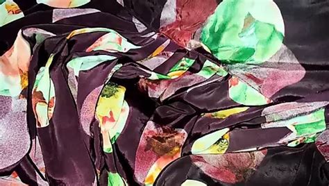 Satin Silk Handjob Porn Cum On Bhabhi Suit 98 XHamster