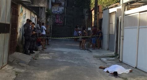 A Gazeta Jovem é Morto A Tiros No Morro Do Alagoano Em Vitória