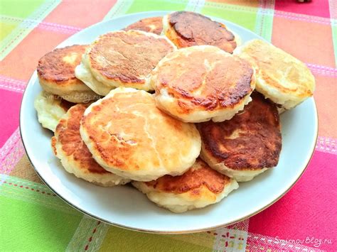 Домашние сырники из творога с изюмом. Рецепт - Блог Смирновых