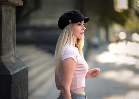Обои women blonde portrait bokeh на рабочий стол картинки с раздела Девушки
