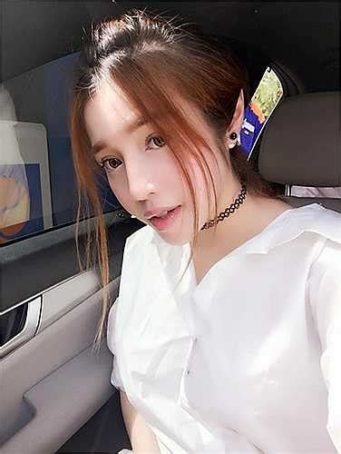 Ngoại hình không lớn nổi của hot girl Midu Chi Pu