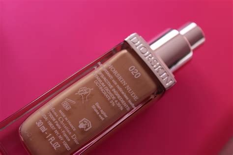 Dior Nude tekući puder MAKEUP ARENA