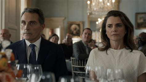 Why Are The Diplomat Sex Scenes So Distractingly Awkward Glamour